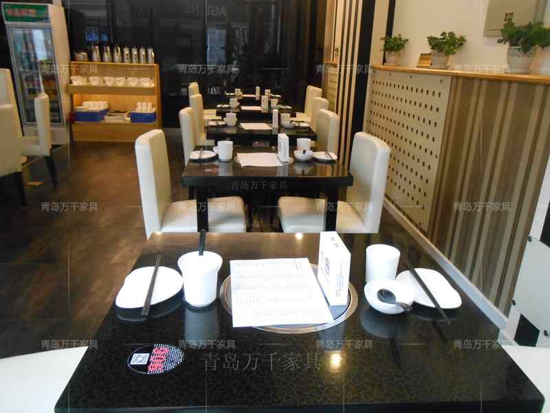 九里飄香 麻辣香鍋李村萬(wàn)達(dá)廣場(chǎng)店